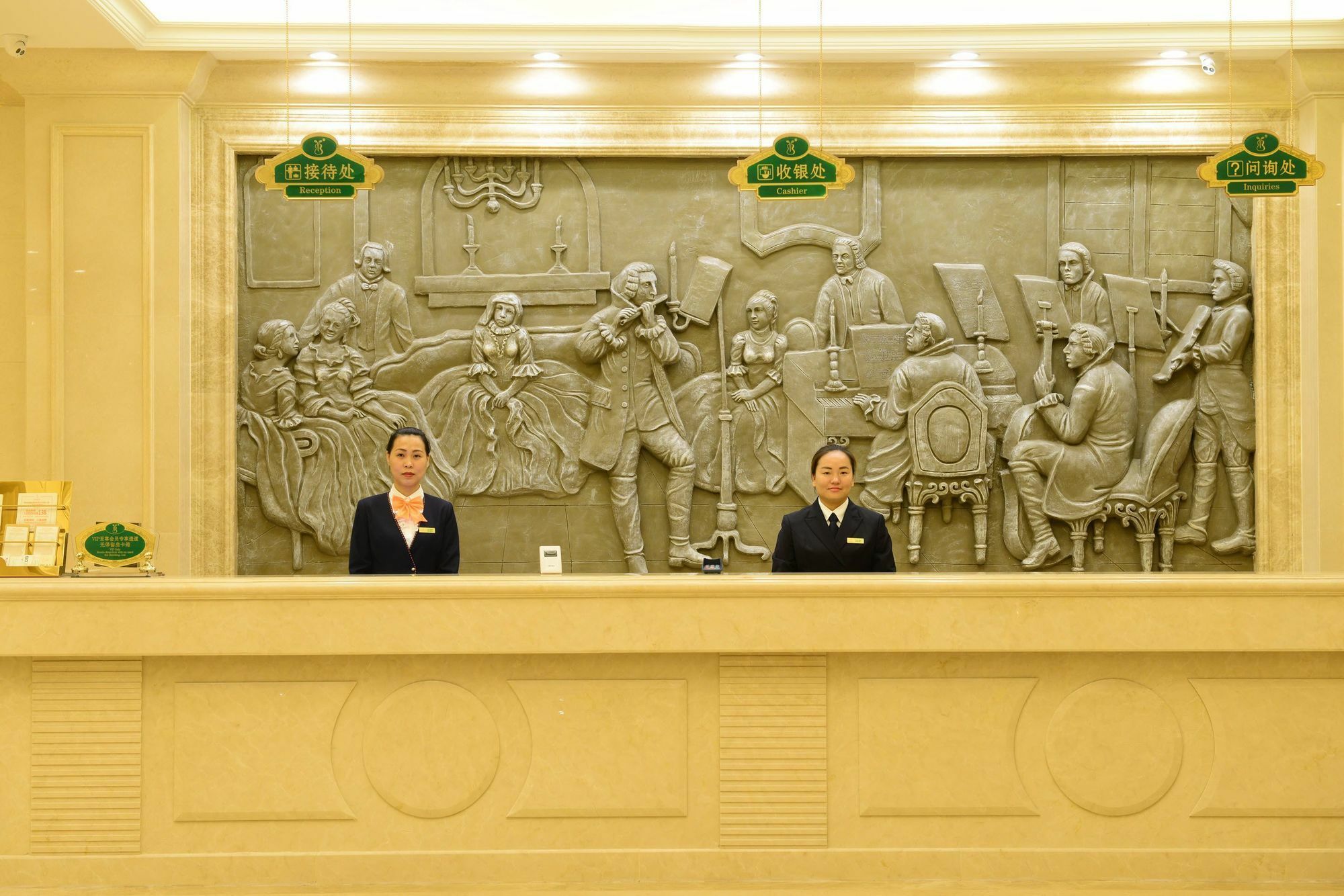 Vienna International Hotel Shajing Heyi Branch Sencsen Kültér fotó